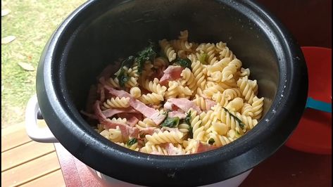 Pasta In Rice Cooker, Rice Cooker Pasta, How To Cook Noodles, Tiny Pasta, One Pot Cooking, Pasta Types, Rice Cooker Recipes, Drying Pasta, Pasta Shapes