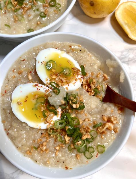 Lugaw (Filipino Rice Porridge) | Iankewks Congee Recipe Breakfast, Filipino Rice, Beef Tripe, Filipino Foods, Rice Porridge, Porridge Recipes, Chicken Pieces, Crispy Pork, Filipino Dishes