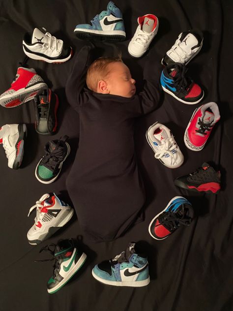 Baby boy photo with jordans. Newborn pic ideas. Baby and his shoes. Little sneakerhead MJ Sneakerhead Nursery, Monthly Baby Photos Boy, Milestone Ideas, Chubby Baby, Baby Milestones Pictures, One Month Baby, Monthly Baby Pictures, Monthly Pictures, Baby Jordans