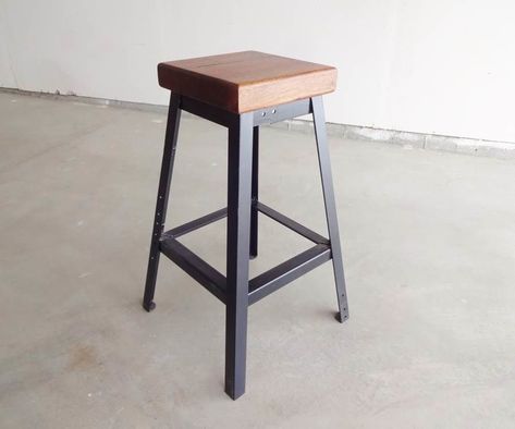 This is a simple bar stool I made out of angle iron with a walnut seat.The angle iron was recycled from some old bed frames, and the wood was from a piece of walnut... Old Bed Frames, Iron Bar Stools, Angle Iron, Kursi Bar, Loft Furniture, Iron Stools, Shop Stool, Furniture Logo, Bar Cart Decor