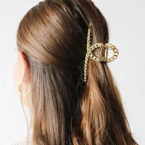 Minimalist Korean Claw Clips ✨ Just dropped @crazilykawaii (link in bio) . . . . #koreanhairstyle #koreanclawclip #koreanhairaccessories #clawclip Claw Clips, Korean Hairstyle, Claw Clip, Link In Bio, Hair Accessories