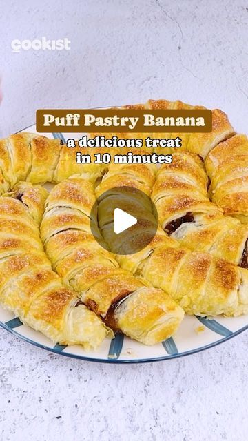 Chocolate Banana In Puff Pastry, Puff Pastry Banana, Banana Pastry, Banana Rolls, Puff Pastry Chocolate, Puff Pastry Treats, 6 Bananas, Puffed Pastry, Banana Roll