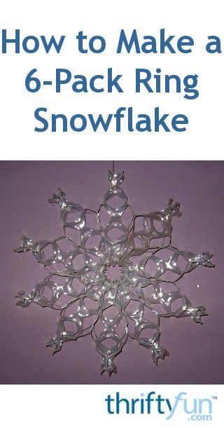 6 Pack Plastic Ring Crafts, Hanger Snowflakes, Hanger Snowflake, Hanger Art, Plastic Rings Crafts, Diy Christmas Snowflakes, Outside Christmas Decorations, Hanger Crafts, Snowflake Craft