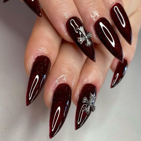 Vampy Nails, Burgundy Nail Designs, Wife Nails, Pastel Nail Art, Dark Red Nails, Gothic Nails, Long Nail Designs, Pretty Gel Nails, Burgundy Nails