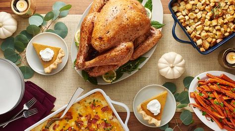 From centerpiece dishes to crucial sides and desserts, we’ve got every Thanksgiving recipe you need, plus techniques and tips to make the feast a success! Thanksgiving Party Food, Spatchcock Turkey, Traditional Thanksgiving Dinner, Sweet Potato Pecan, Betty Crocker Recipes, Thanksgiving Recipe, Sprouts With Bacon, Thanksgiving Dishes, Turkey Dinner