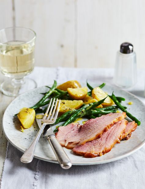 Feed a family of four for under a fiver with our thrifty gammon with mustard potatoes recipe Side Dishes For Gammon, Roast Gammon Recipes, Roast Gammon, Gammon Steak, Gammon Recipes, Spring Potato, Roasted Meat, Steak Recipes, Quick Dinner