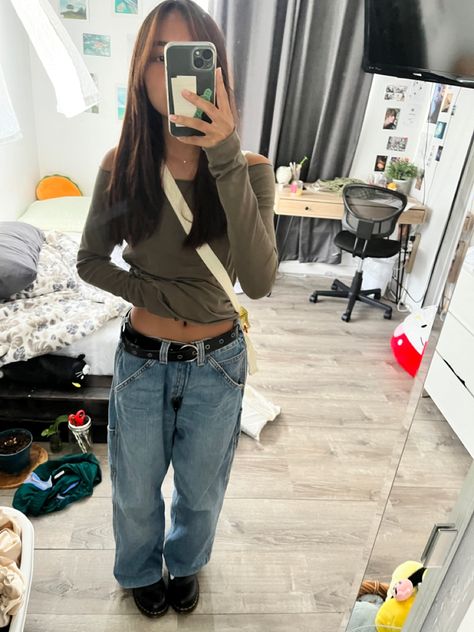 Styling Pants Women, Autumn Date Outfit, Cute Fit, Fall Fits, Cool Fits, Winter Fits, Cold Weather Outfits, Swaggy Outfits