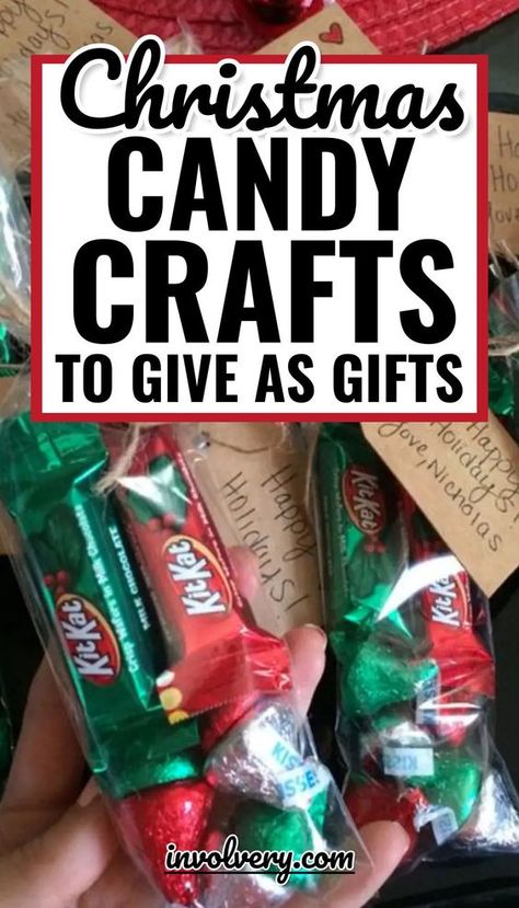 Candy Christmas Presents, Christmas Gifts Made From Candy, Chocolate Christmas Gifts Diy, Xmas Candy Gifts, Cute Candy Gifts For Christmas, Christmas Party Gifts For Guests Diy, Diy Christmas Candy Bouquet, Diy Christmas Candy Gifts For Coworkers, Christmas Goodie Bags For Elderly