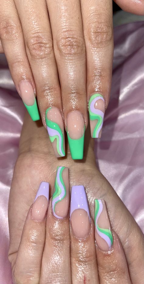 Coffin Shaped French Tip Nails, Acrylic Nails Green, Nails Green, Coffin Shape, Tip Nails, French Tips, Beauty Stuff, French Tip Nails, Nail Tech