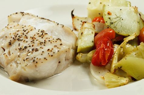 Oven Roasted Golden Tilefish, with roasted vegetables Tilefish Recipe, Tile Fish Recipe, Tile Fish, Stuffed Flounder, Chayote Recipes, Flounder Recipes, Fish Recipe, Shrimp Salad, V Magazine