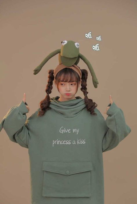 d961e9f236177d65d21100592edb0769desc35324485ri Frog Outfits, Cute Frog, Green, On Instagram, Instagram