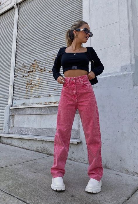 Pink Mom Jeans Outfit, Pink Mom Jeans, Mom Jeans Outfit, Jeans Outfit, Jean Outfits, Mom Jeans, Hairstyles, Collage, Hair Styles