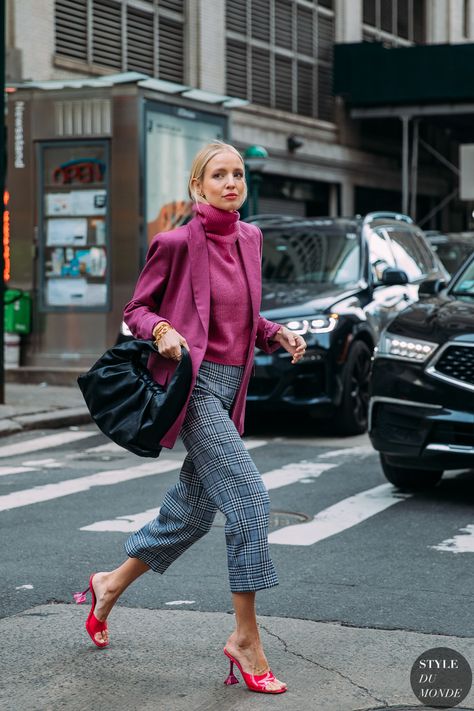 New York Fall 2020 Street Style: Leonie Hanne - STYLE DU MONDE | Street Style Street Fashion Photos Leonie Hanne