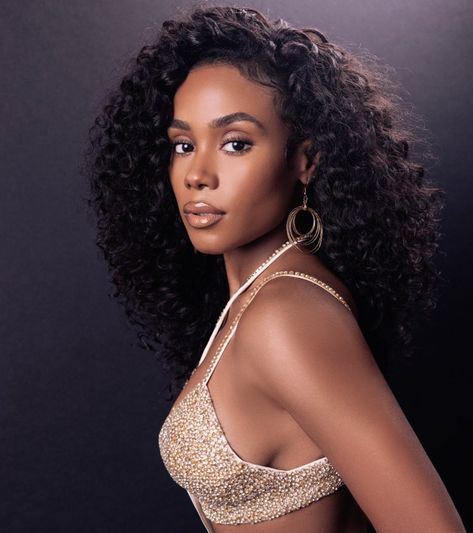 Kelly Rowland Makeup, Shannon Thornton, Saweetie Icy Grl, Kelly Rowland, Best Friends For Life, Business Headshots, No Makeup, Black Girls Hairstyles, Book Club