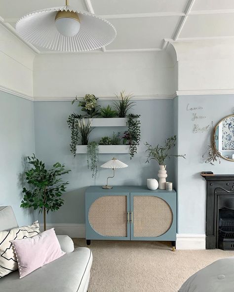 A soothing yet uplifting duo, Borrowed Light No. 235 gives this bedroom a soft, fresh look, and pairs perfectly with the Oval Room Blue No. 85 painted cabinet. Ahhh… Farrow & Ball sample pots available at Hirshfield’s Edina and Roseville locations. Image credit: @crack_the_shutters Repost: Farrow & Ball #bedroomideas #paintstorelife #farrowandball #hirshfieldspaints Borrowed Light Farrow And Ball, Farrow Bal, Bedroom View, Borrowed Light, Wimborne White, Stiffkey Blue, Oval Room Blue, Wooden Window Frames, Sitting Room Design