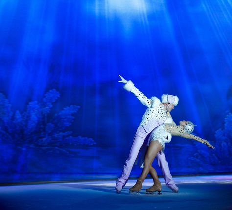 Glide into a world of wonder with Royal Caribbean's dazzling ice skating shows! ❄️ Experience the magic of breathtaking jumps and spins. It's an unforgettable experience waiting for you at sea! Contact me to book today. #RoyalCaribbean #EntertainmentAtSea Pictures Of Beautiful Places, Fun Fact Friday, World Of Wonder, Royal Caribbean, Caribbean Islands, Cruise Vacation, Classic American, Ice Skating, Cruises