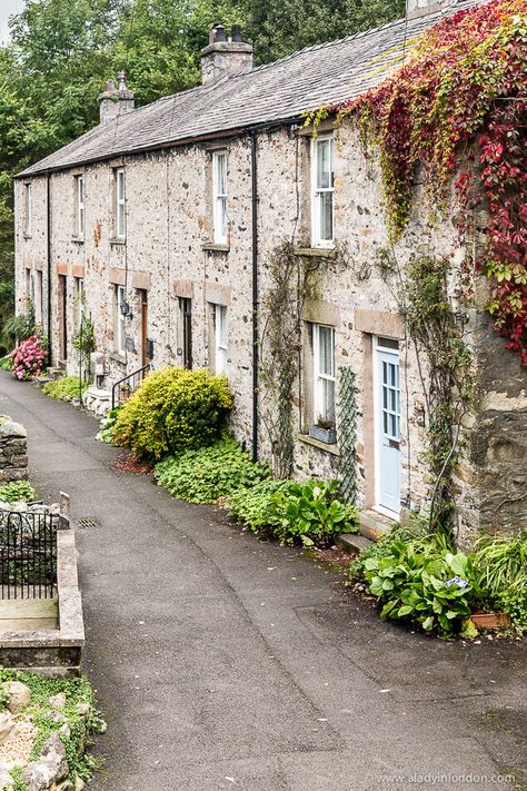 3 Days in the Yorkshire Dales - A Great Itinerary for Your Visit Ingleton Yorkshire, Yorkshire Towns, Rural Property, Going Abroad, Yorkshire Dales National Park, England Countryside, English Cottages, Pretty Cottage, Cottage Exterior