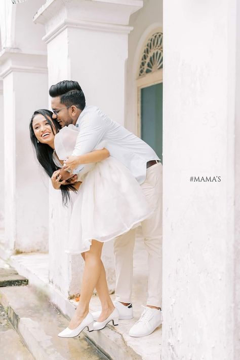 Engagement Dress For Bride, Photoshoot Outdoor, Pre Wedding Photoshoot Outdoor, Romantic Couples Photography, Couple Picture, Pre Wedding Poses, Engagement Dress, Casual White Dress, Photo Poses For Couples