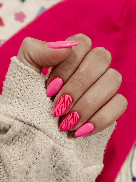 Pink Tiger Nails, Dance Nails, Pink Tip Nails, Tiger Nails, Pink Tiger, Wow Nails, February Nails, Simple Gel Nails, Pretty Gel Nails