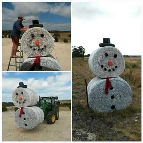 Hay bale snowman                                                                                                                                                                                 More Snowman Hay Bale, Hay Bale Snowman, Hay Bale Christmas Tree, Christmas Hay Bales, Hay Bales Decorations, Hay Decorations, Hay Bale Christmas, Hay Bale Decorating Ideas, Decorated Hay Bales