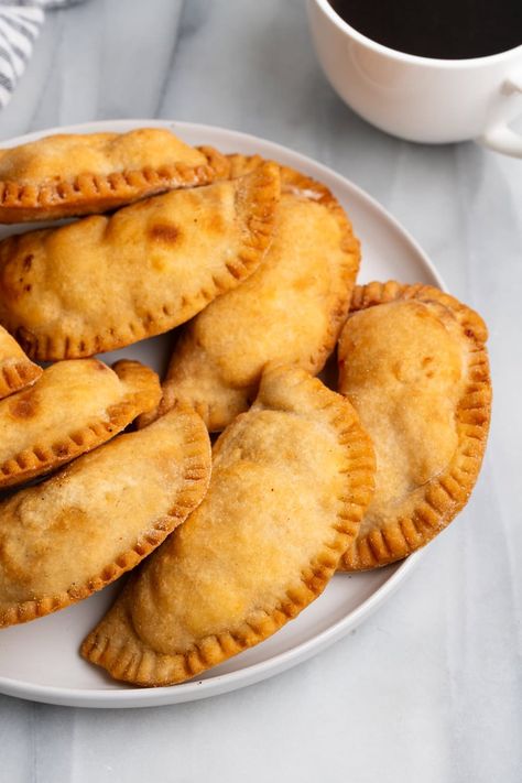 Easy Guava Cheese Empanadas (4-Ingredients!) Guava Pastry, Cheese Empanadas, Guava Paste, Empanadas Dough, Hand Pie Recipes, Hand Pie, Empanadas Recipe, 4 Ingredients, Pie Recipes