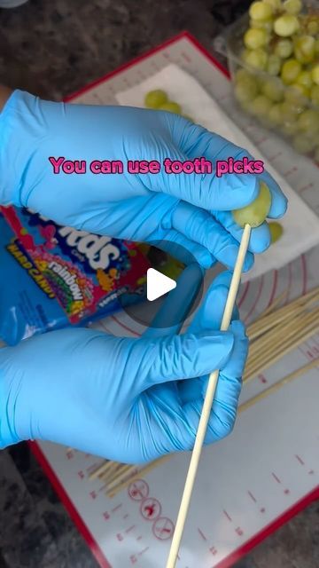 The Strawberri Show on Instagram: "Fun activity for the kids 😋😋So delicious 

Follow @thestrawberrishow for more easy recipes 

Ingredients:
Seedless Grapes 
Nerds
Jolly Ranchers 
Skewers or Tooth Picks

#thestrawberrishow #candy #candygrapes #jollyrancher #kids #kidsactivities #fun #foodporn #foodie #foryou #easyrecipes #candyapples #foodblogger #cookingathome" How To Make Jolly Rancher Grapes, Candy Covered Fruit Recipe, Candy Drinks For Kids, Candy Grapes Recipes Jolly Rancher, Fun Fruit Ideas, Jolly Rancher Grapes, Candy Grapes Recipes, Leftover Candy Recipes, Candied Grapes Recipe