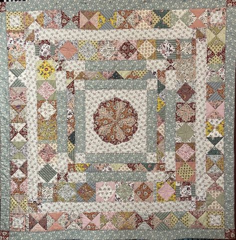 The 10 Petals Quilt | Quilt kits Dutch Heritage style | Petra Prins Patchwork & Quilting BV Petra Prins, Dutch Heritage, Susan Smith, French General, Blackbird Designs, Primitive Gatherings, Andover Fabrics, Patchwork Quilting, Heritage Fashion