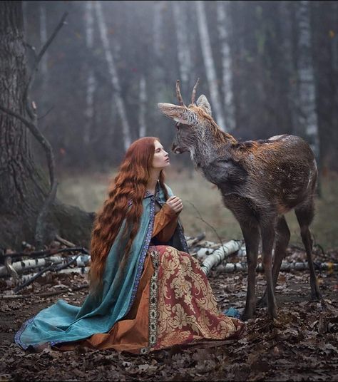 Medieval Photoshoot, Anime Places, Enchanted Wood, Magic Women, Fairytale Photography, Personal Aesthetic, Fantasy Photography, Photos Of Women, Narnia