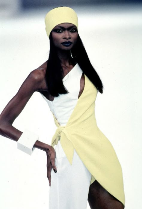 Debra Shaw, Black Supermodels, 1990s Style, Old Runway, Vintage Hollywood Glamour, Closet Tour, 90s Runway Fashion, 90s Runway, 1990s Fashion