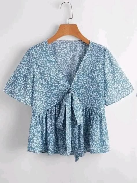 Cotton Short Tops, Flower Tie, Fashion Top Outfits, Fashion Tops Blouse, Everyday Fashion Outfits, Trendy Fashion Tops, Casual Day Outfits, Trendy Blouses, Trendy Blouse Designs