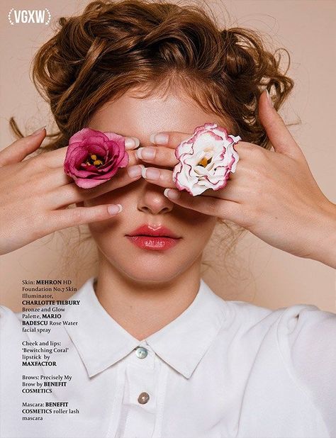 VGXW Magazine Beauty Editorial: "I, Flower" by Egle Vasi | via virtuogenix.online Editorial With Flowers, Editorial Flowers, Flower Photoshoot Editorial, Fashion Jewelry Editorial, Photoshoot Editorial, Editorial Portrait, Portrait Editorial, Flower Photoshoot, Beauty Night