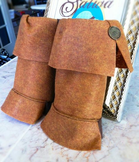 Flynn Rider boot covers Diy Flynn Rider Costume Adult, Flynn Rider Costume, Narnia Costumes, Dawn Treader, Boots Diy, Rapunzel Costume, Fairy Tale Costumes, Tangled Birthday, Rapunzel Party