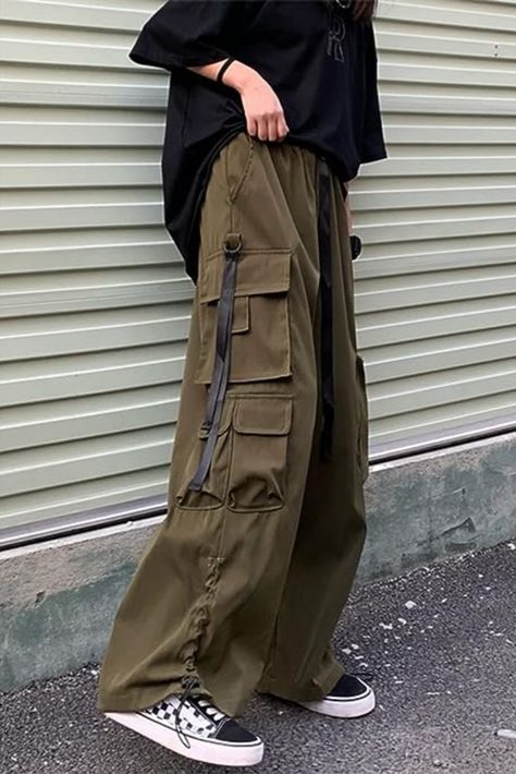 Cargo, Fashion, Outfit, Female, Women, Girls,Pant,Cargo Pant, Loose Cargo Pants Outfit, Loose Cargo Pants, Women Joggers, Green Overalls, Punk Streetwear, Women Cargo Pants, Girls Robes, Cargo Pants Outfit, Goth Y2k