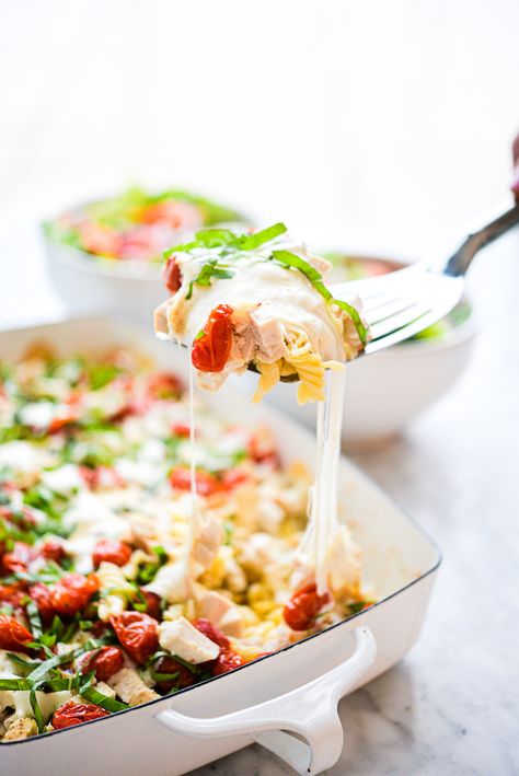 Chicken Caprese Casserole Italian Side Salad Caprese Chicken Casserole, Italian Side Salad, Pork Breakfast Recipes, Caprese Casserole, Casserole Italian, Chicken Breast Recipes Dinners, Favorite Casserole Recipes, Pork Casserole, Chicken Caprese