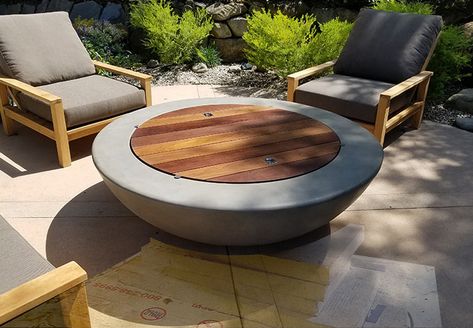 Modern Fire Pit Bowl, Diy Concrete Fire Bowl, Round Concrete Fire Pit, Outdoor Gas Fire Bowl, Fire Bowls Concrete, Concrete Fire Pit, Cement Table, Natural Gas Fire Pit, Modern Fire Pit