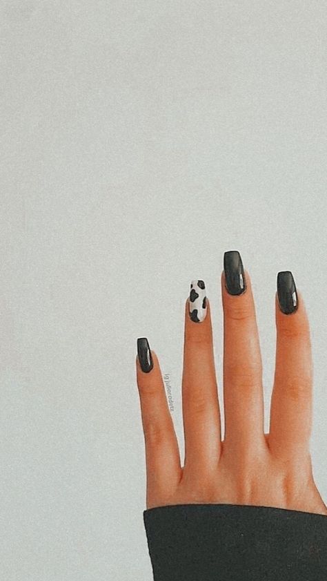 ✰ #nailart #nailideas #acrylicnails Country Acrylic Nails, Western Nails, Country Nails, Cow Nails, Med Tech, Simple Acrylic Nails, Cute Gel Nails, Manicure Ideas, Acrylic Nails Coffin Short