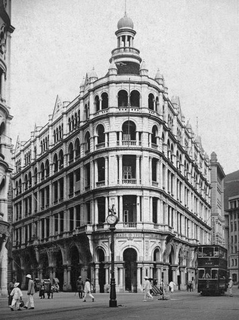 Alexandra Building, Hong Kong, 1920's History Of Hong Kong, Central Hong Kong, Queen Alexandra, Modern Metropolis, Electric Company, First Generation, History Pictures, Clock Tower, Rare Photos