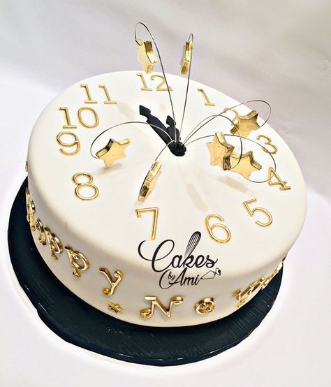 New Year Cake New Year Cake 2025, New Year Cake Designs, New Year Cake Decoration, New Years Eve Dessert, New Year Cake, Small Birthday Cakes, Best Cupcakes, International Desserts, Birthday Cake Decorating Ideas