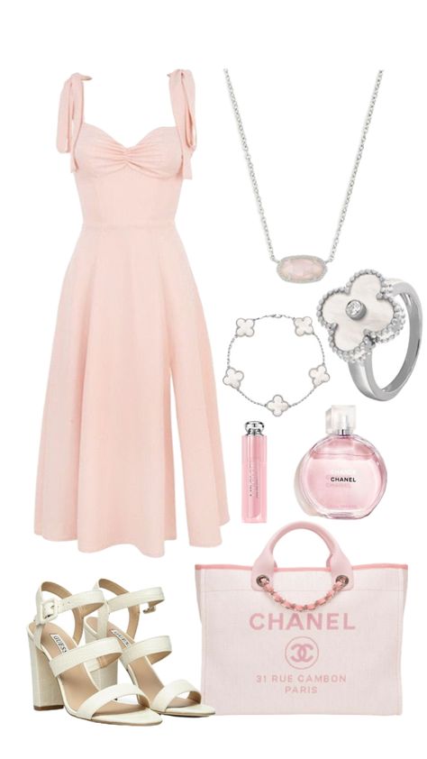 Pink Palates Princess Aesthetic Outfits, Pink 70s Outfit, Princess Style Outfits, Modern Day Princess Outfits, Casual Princess Outfits, Pink Chanel Outfit, Modern Princess Outfits, Princess Aesthetic Outfits, Elegant Coquette