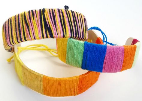 craft stick bracelets covered in embroidery thread Popsicle Stick Bracelets, Homemade Bracelets, Craft Craft, Quick Crafts, Popsicle Stick Crafts, Popsicle Stick, Wearable Device, Popsicle Sticks, Summer Crafts