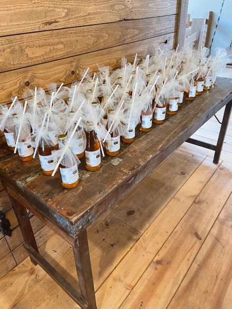 Mini martinelli Mini Martinellis Party Favors, Bride To Bee, Bee Party Favors, Bee Party, Party Favor, Garden Party, Party Favors, Bee, Baby Shower