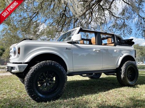 Ford Bronco Lifted, White Bronco, Plant City Florida, Bronco Raptor, Nitto Ridge Grappler, Car Jeep, Bronze Wheels, New Bronco, Plant City