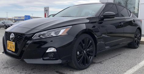 All Black Nissan Altima, Black Nissan Altima, Malibu Car, Honda Accord Sport, Honda Hrv, Inspo Pics, Black Rims, Car Ideas, Pink Car