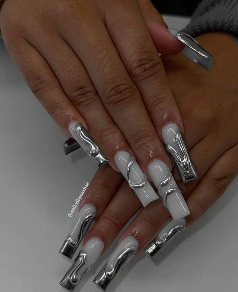 Chrome Nails Silver, Scorpio Birthday, Chrome Nails Designs, Hippie Nails, Drip Nails, Classy Acrylic Nails, Acrylic Nails Coffin Pink, Unique Acrylic Nails, Bling Acrylic Nails