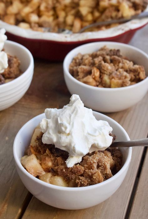 Paleo Apple Crisp, Tigernut Flour, Aip Desserts, Brown Betty, American Desserts, Apple Crisp Recipes, Aip Recipes, Holiday Dessert, Crisp Recipe