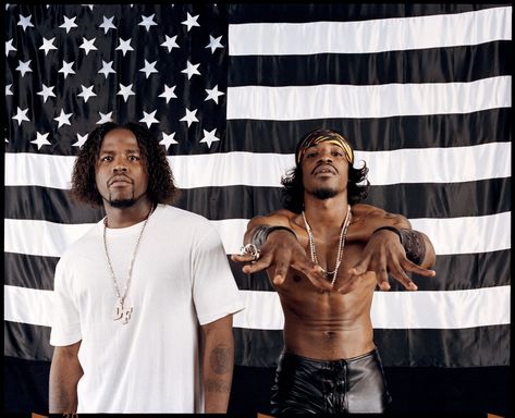 Photo Booth OutKast  How Hip-Hop Learned to Pose for the Camera By Hua Hsu  November 1, 2018 Outkast Stankonia, Ms Jackson, Throwback Songs, Rave Music, Erykah Badu, Hip Hop And R&b, Hip Hop Albums, Hip Hop Art, Pose For The Camera