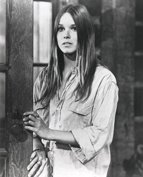 Barbara Hershey, Comic Art Fans, Flamboyant Natural, People Of Interest, Pursuit Of Happiness, Vintage Icons, Romantic Drama, Classic Horror, Famous Women