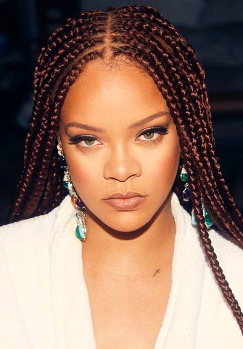 Burgundy Box Braids, Braids Pictures, Afro Braids, Rihanna Looks, Half Ponytail, Protective Hairstyles Braids, Fulani Braids, Box Braids Styling, Bad Gal