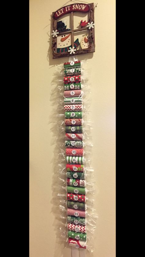 Avent Calender Christmas, Adult Advent Calendar Ideas, Christmas Calendar Diy, Easy Christmas Diy Crafts, Diy Advent Calendar For Kids, Advent Calendar Gift Ideas, Christmas Advent Calendar Ideas, Calendar Gift Ideas, Diy Christmas Advent Calendar