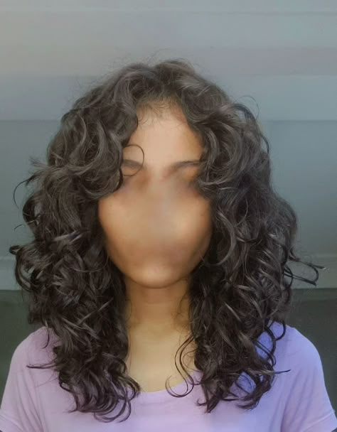 Layered Hair Medium Curly Waves, Curly Lob With Layers, Long Bangs For Curly Hair, Curly Haircut Face Framing, 3a Curly Hair Haircuts, Choppy Curly Hair, Shaggy Haircuts Curly Hair, Mid Length Curly Hair With Layers, Natural Wavy Hair Cuts